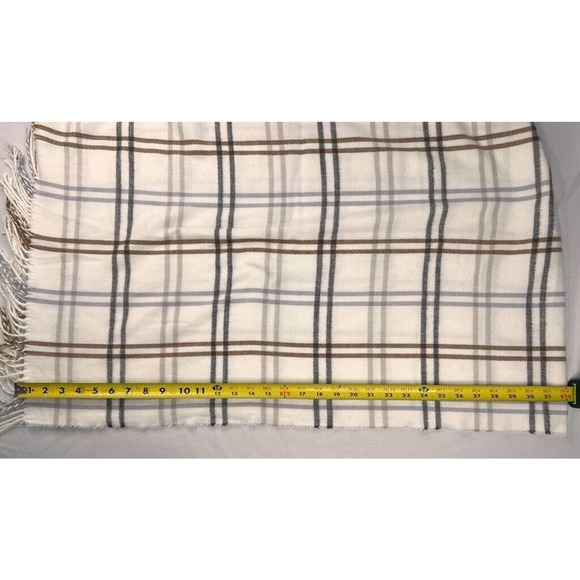Steve Madden Womens Scarf White Plaid Rectangle Wrap Fringe Textured Fall OS - Picture 6 of 9
